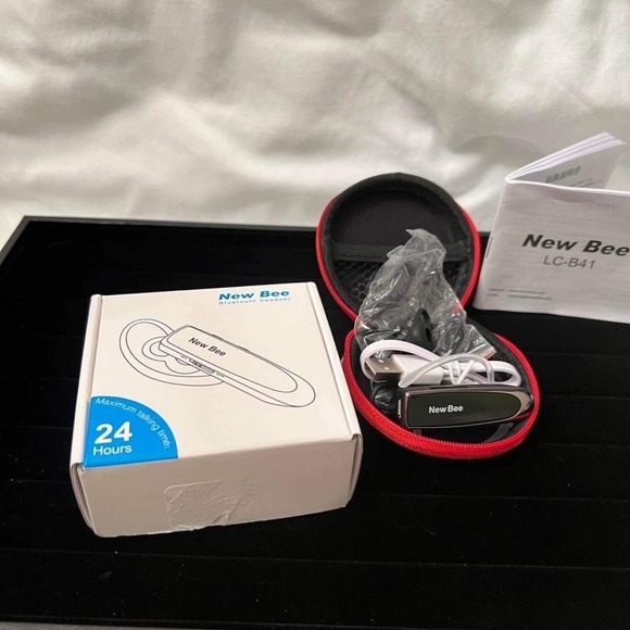 New bee Bluetooth Earpiece V5.0 Wireless Handsfree Headset with Microphone 24 - Picture 3 of 5
